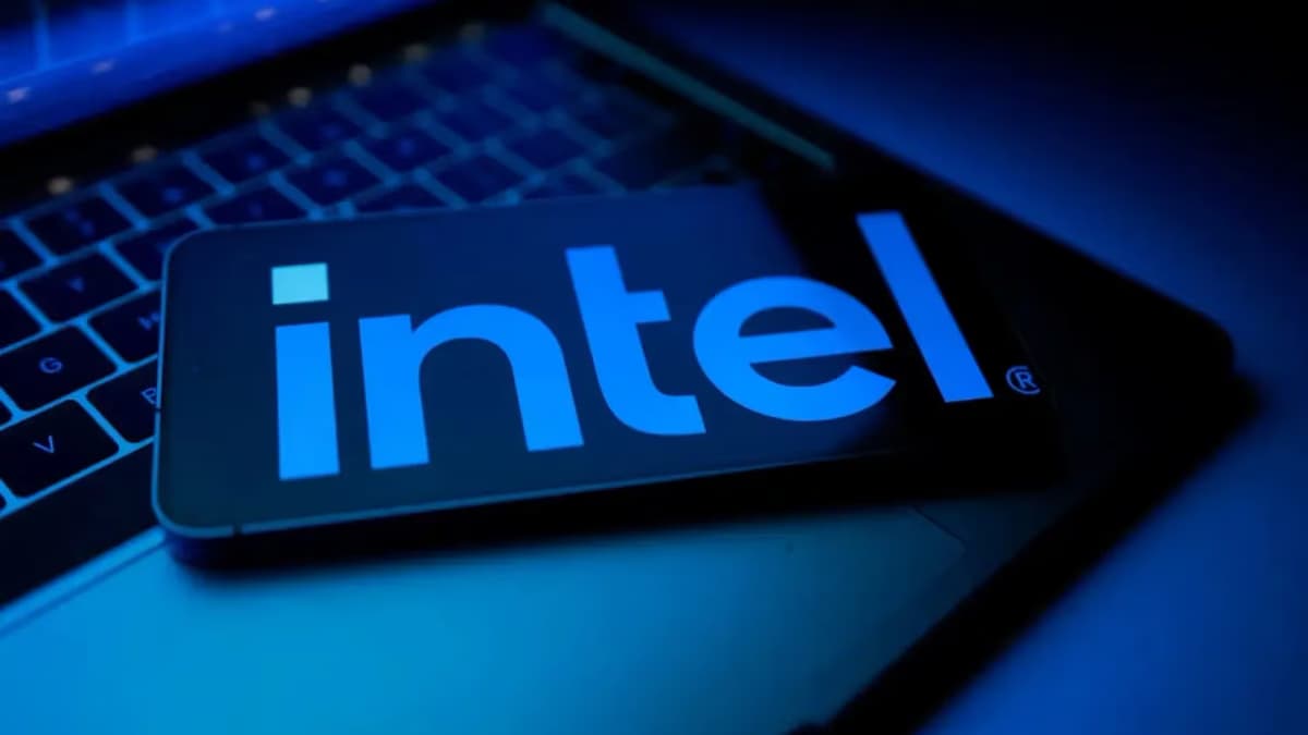 Intel, 15 milyar dolarlık hisse senedi arzı planlıyor