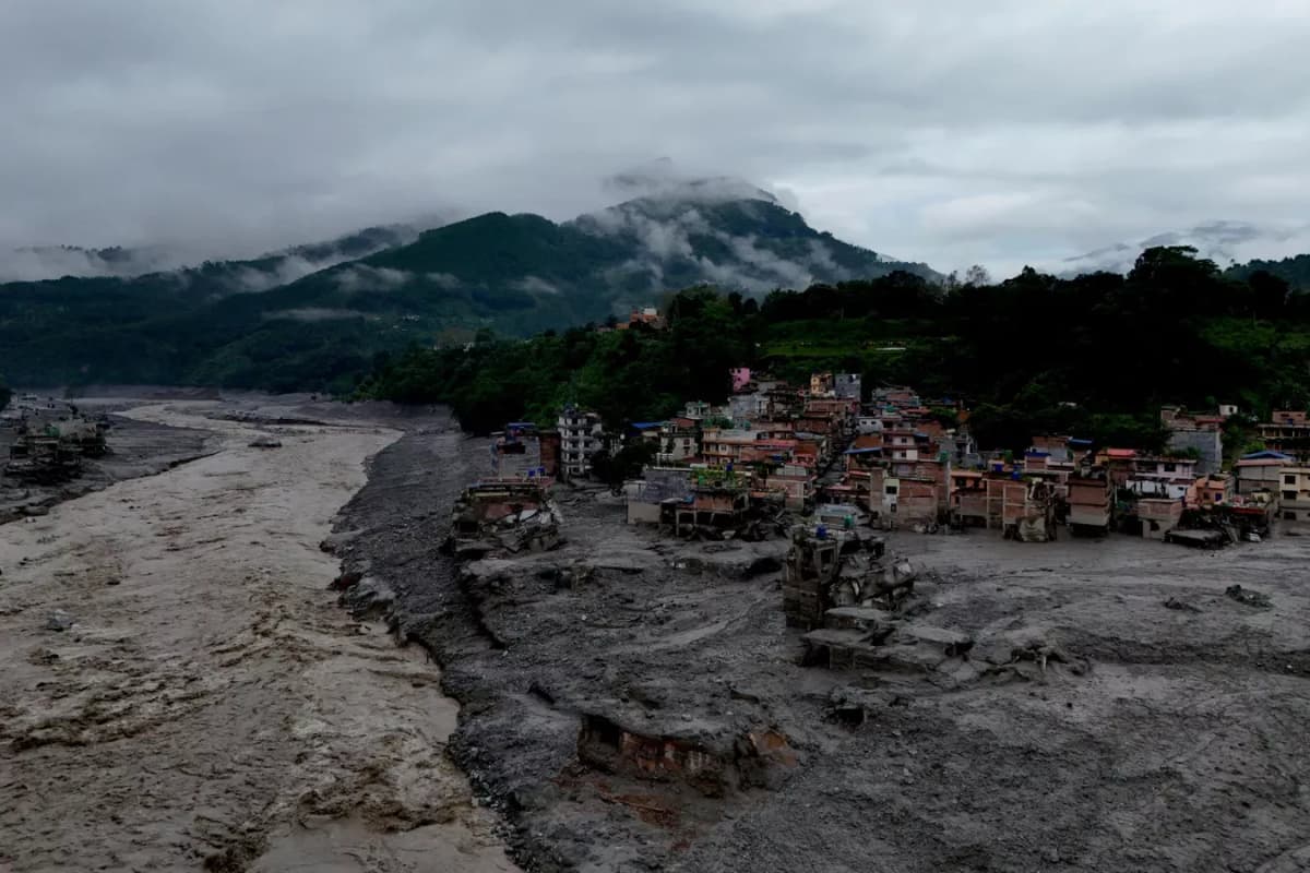 Nepal’de sel felaketinin bilançosu ağırlaşıyor: 389 ölü, yüzlerce yaralı