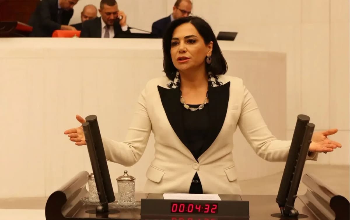Candan Yüceer CHP’den istifa etti: YENİ Parti’ye geçti
