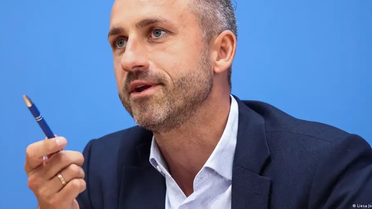 AfD’li Siegmund’un sözleri Almanya’da tepki çekti: “Tersine göç” tartışması büyüdü