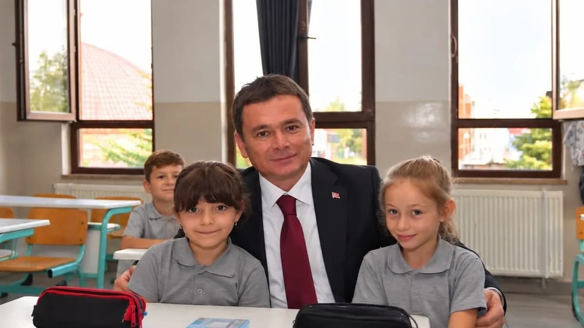 Başkan Aydın Öğrencilerin İlk Gün Heyecanını Paylaştı