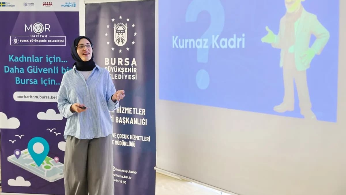 Büyükşehir'den kadınlara dijital farkındalık eğitimi