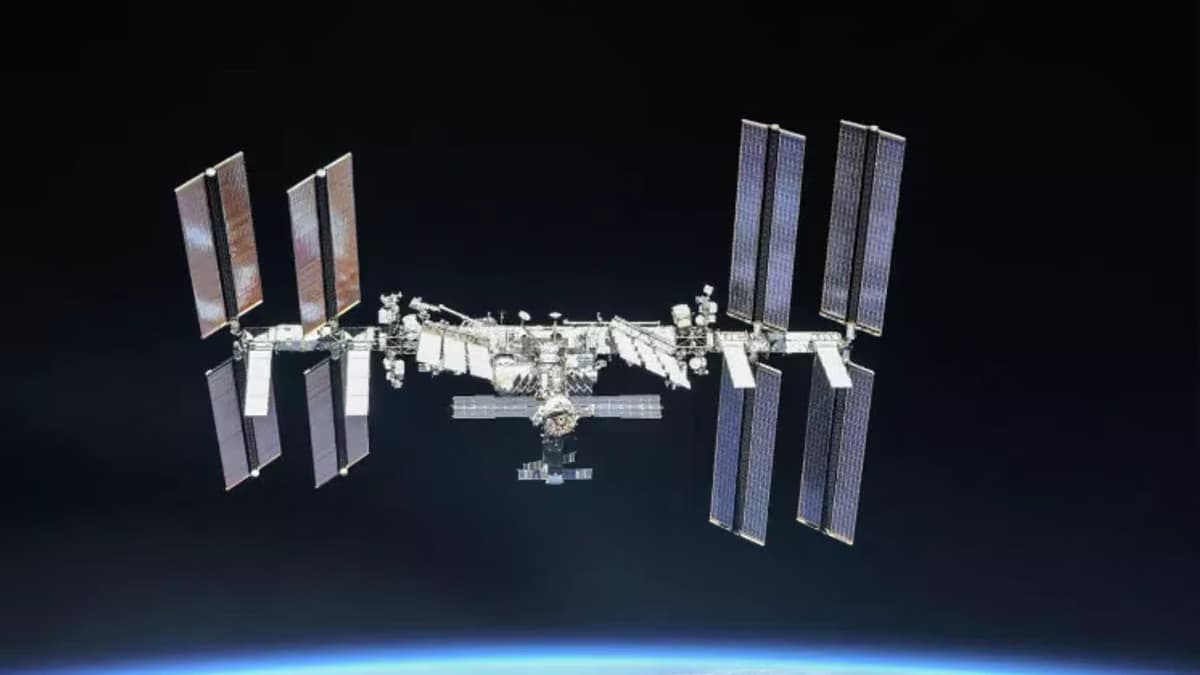 ISS’te 8 aylık görev sona erdi: 4 astronot Dünya’ya döndü