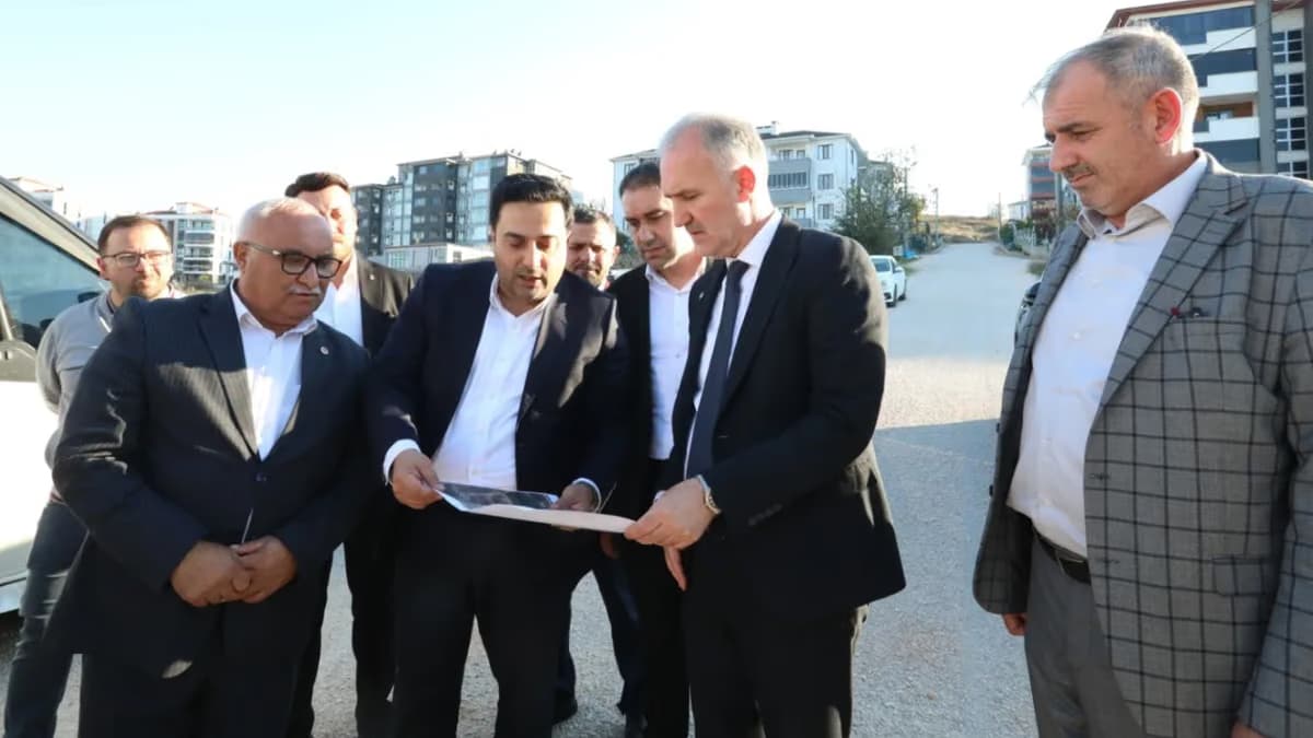 Alanyurt’ta 26 Sokakta Kaldırım Çalışması Devam Ediyor