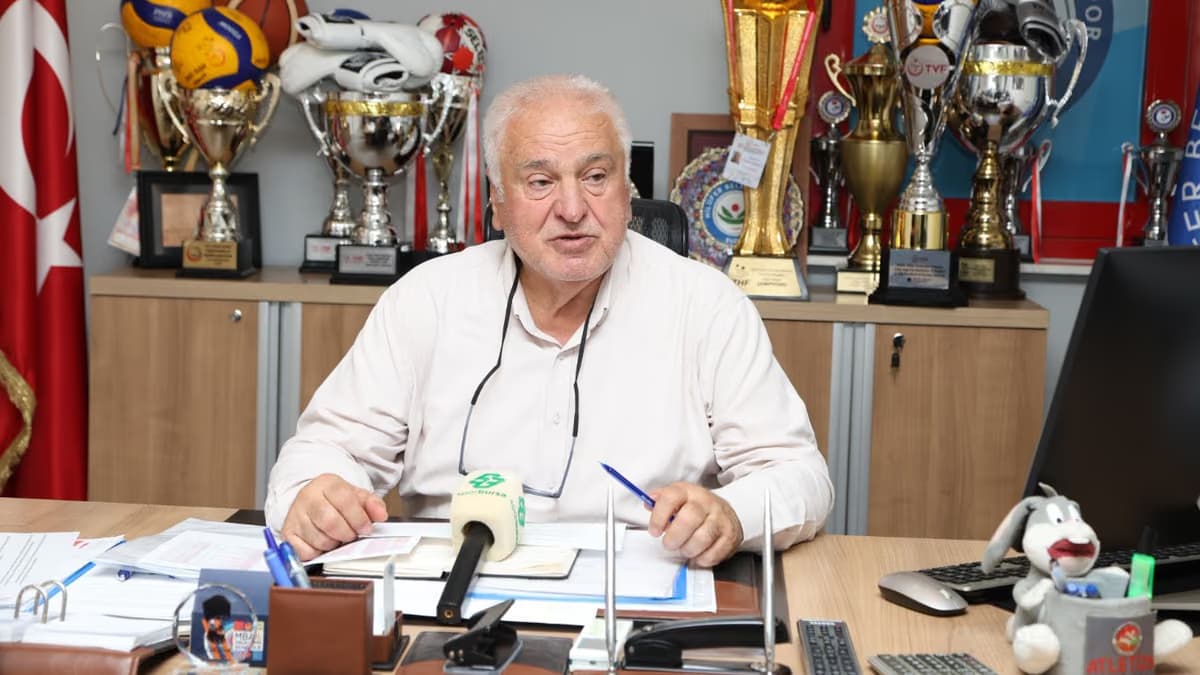 Başkan Or: “Bizim derdimiz hentbol oynamak”