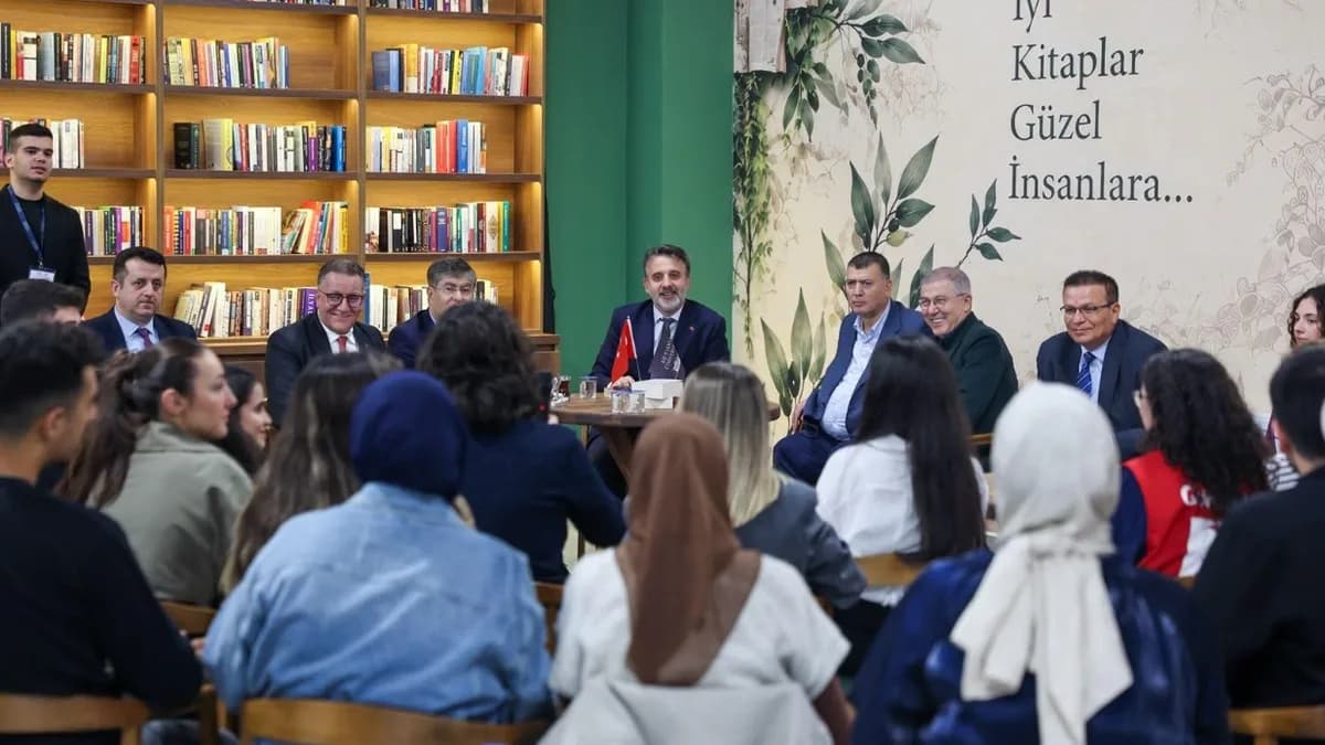 Başkan Vekili Biba'dan üniversitelilere mesaj: Sizin olanı size sunuyoruz