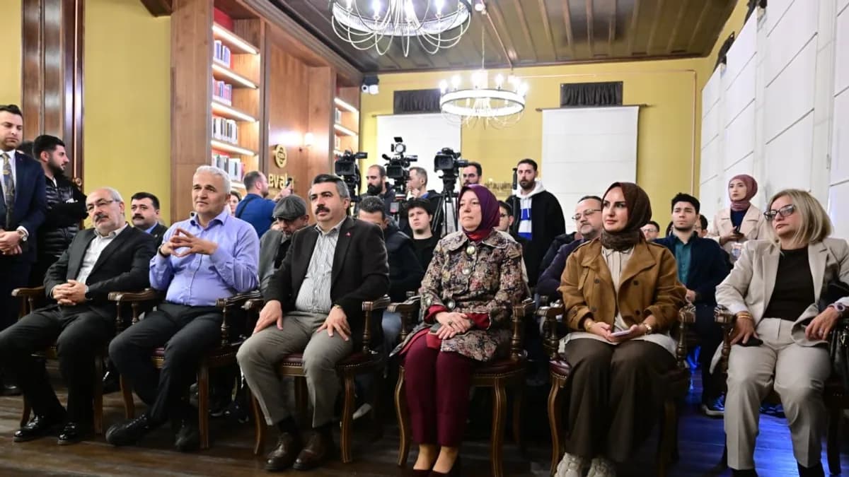 Bursa Düşünce Okulu ikinci kez kapılarını açtı