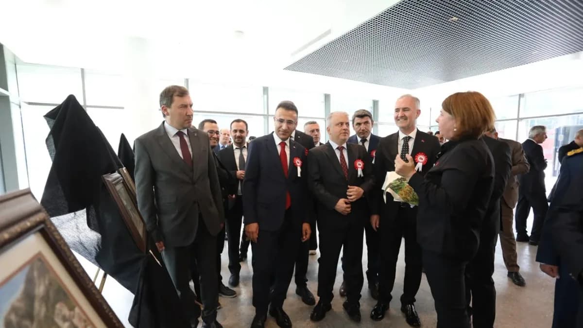 İnegöl’de Cumhuriyet Coşkusu Goblen Sanatıyla Buluştu
