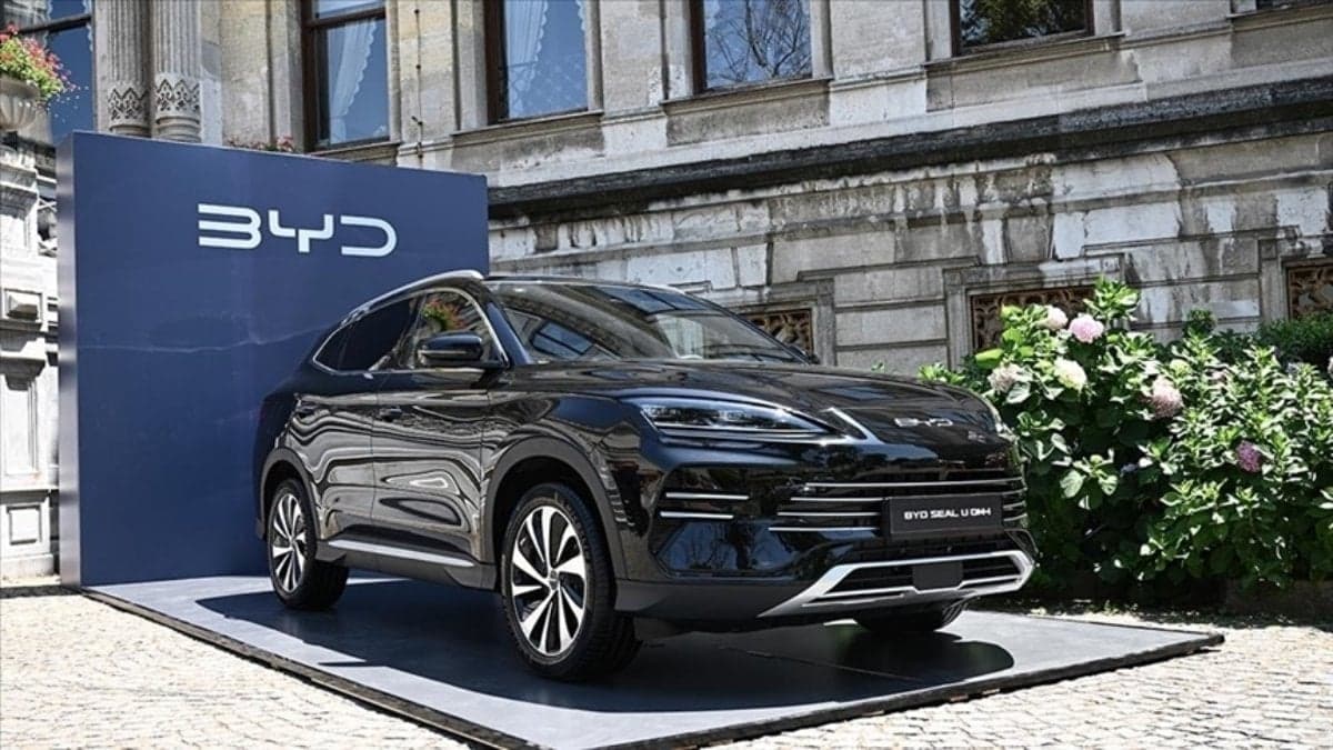 Çinli BYD, elektrikli araç satışlarında dünya lideri oldu