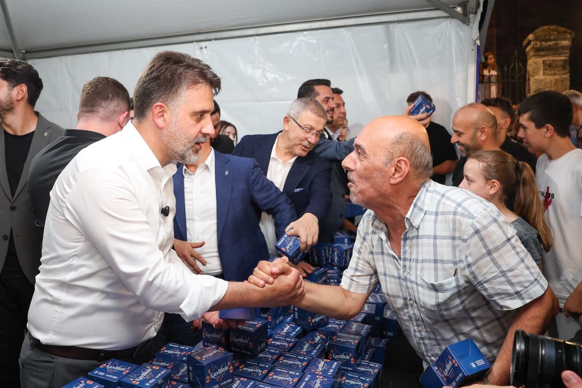 Başkan Vekili Biba, Mevlid Kandilini Bursalılarla birlikte idrak etti