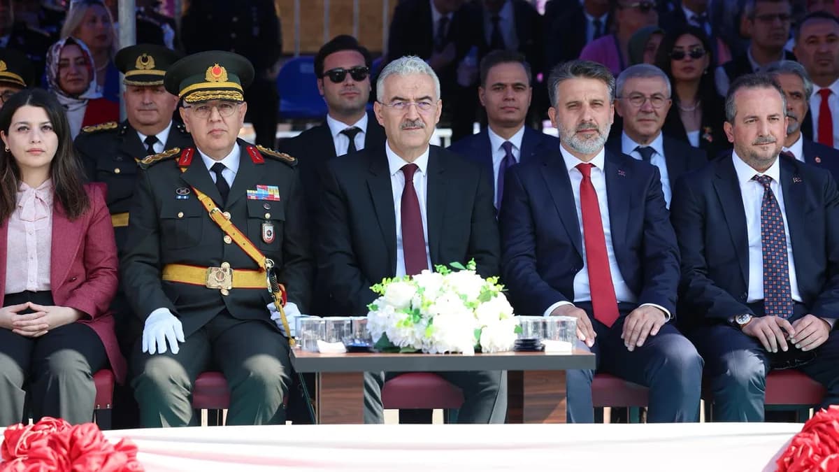 Bursa'da Zafer Bayramı coşkusu