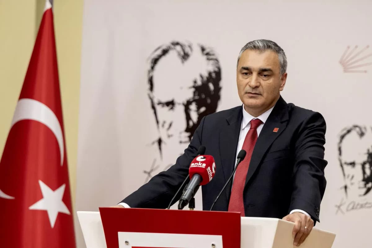 CHP'de 5 ile yeni il başkanı atandı