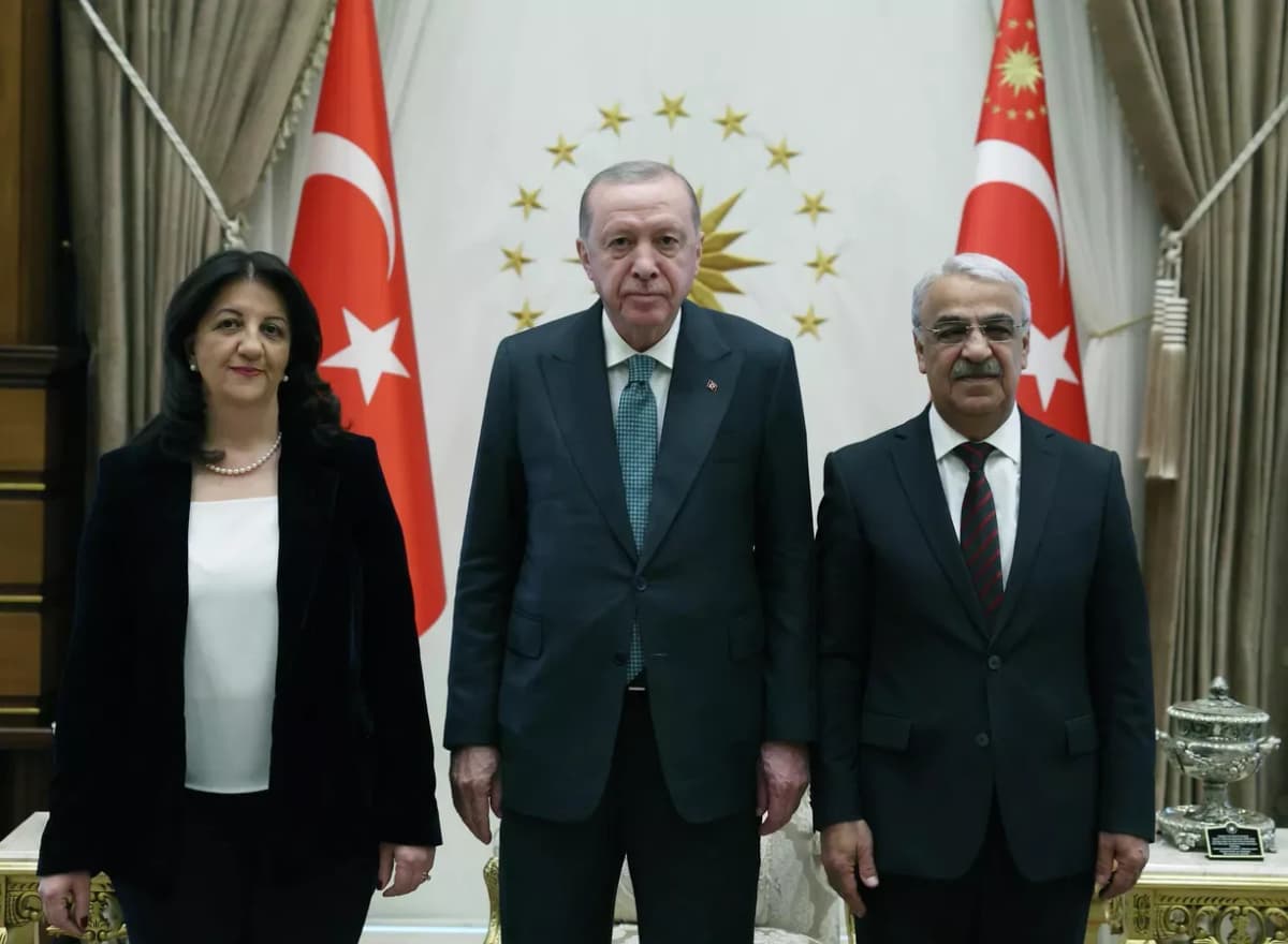 Cumhurbaşkanı Erdoğan, DEM Parti Heyeti arasında görüşme başladı