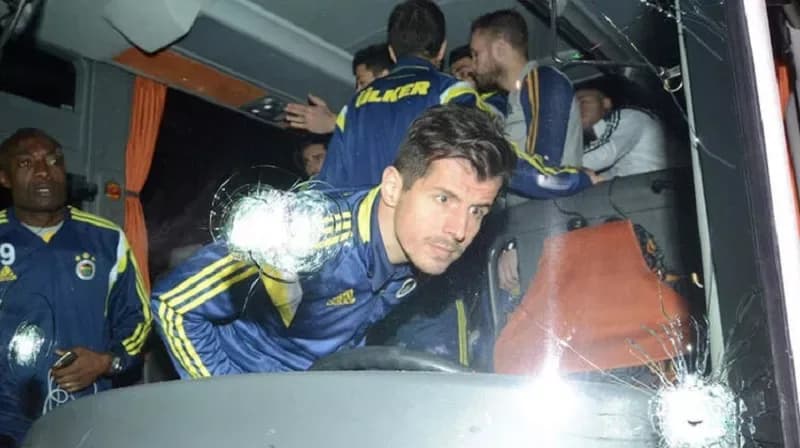Fenerbahçe takım otobüsüne saldırı soruşturması: 1 şüpheli tutuklandı