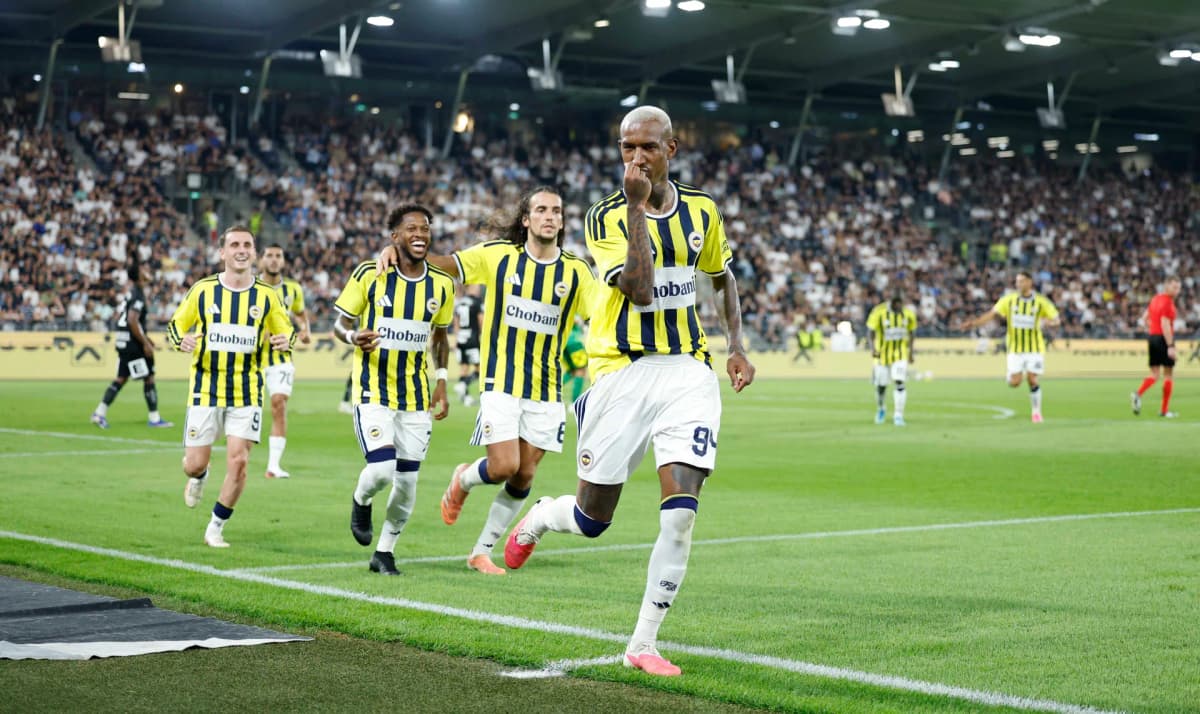 Fenerbahçe Şampiyonlar Ligi play-off turuna adını yazdırdı