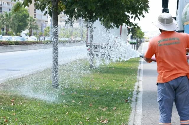 Osmangazi’de Yeşil Alanlarda Titiz Çalışma