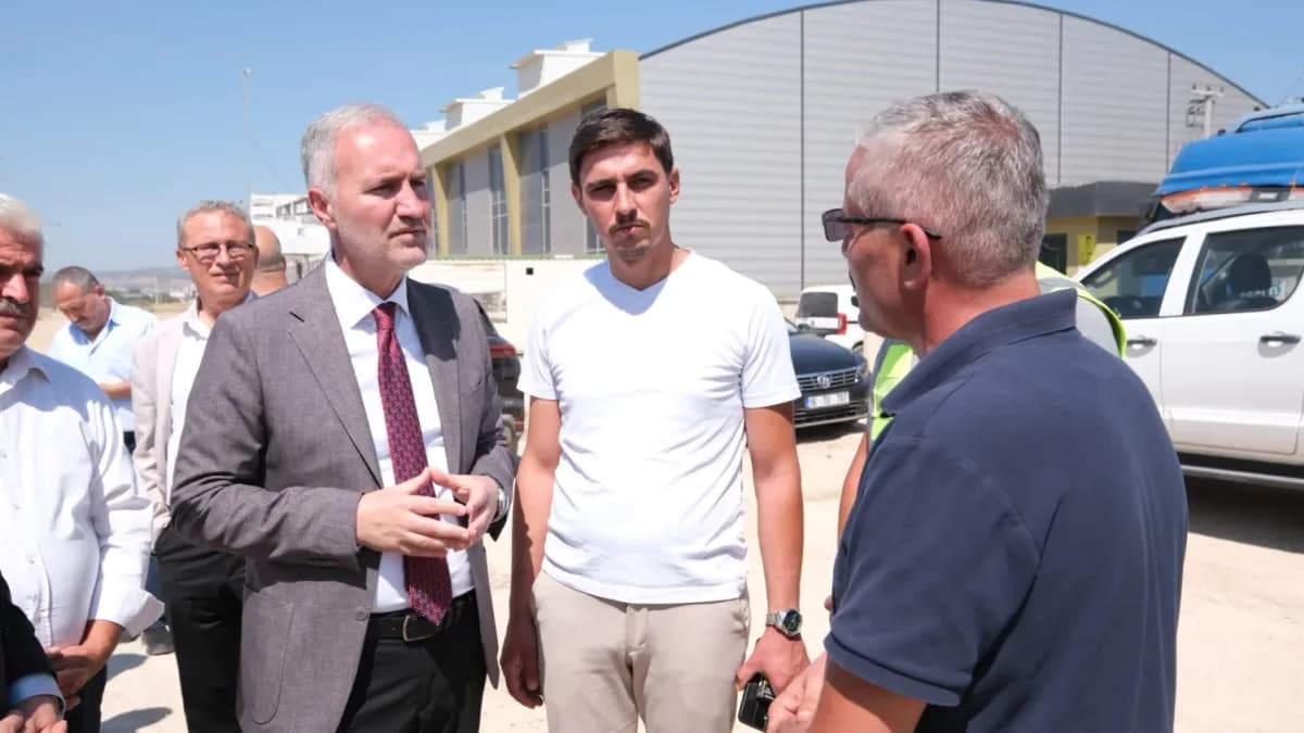 105 Adada Yol Kaplama Çalışmaları Başladı
