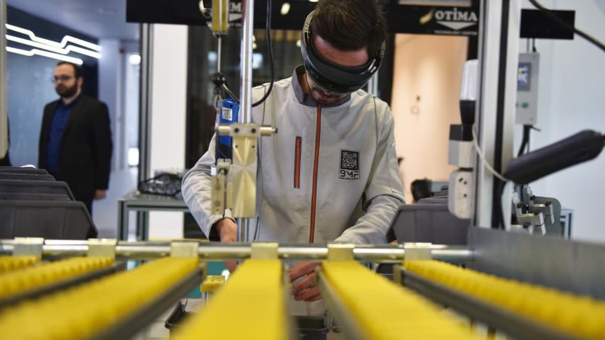 Bursa Model Fabrika’ya KOSGEB’den Stratejik Destek