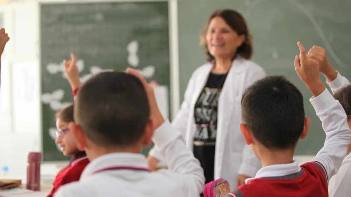 45 bin öğretmen atamasında beklenen duyuru geldi: Mazerete bağlı yer değişikliği başlıyor