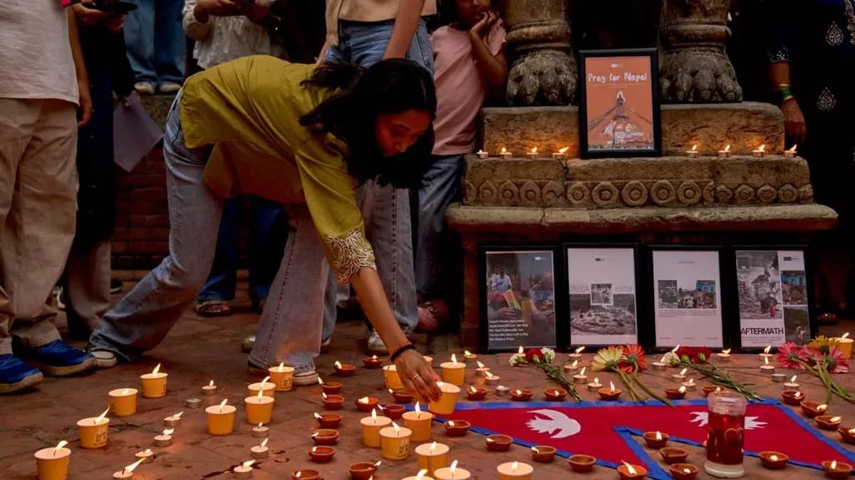 Nepal'de inanılmaz kurtuluş: 10 gün enkaz altında hayatta kaldı