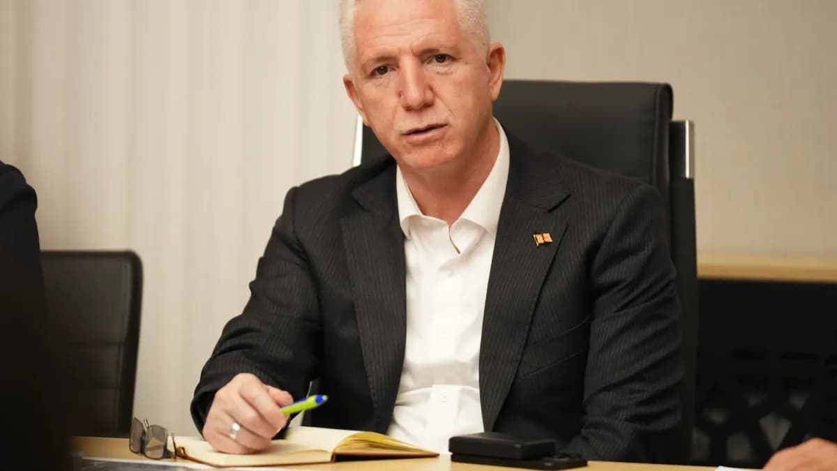 Ayazağa’da dere yatağındaki yapıların yıkımına başlanıyor