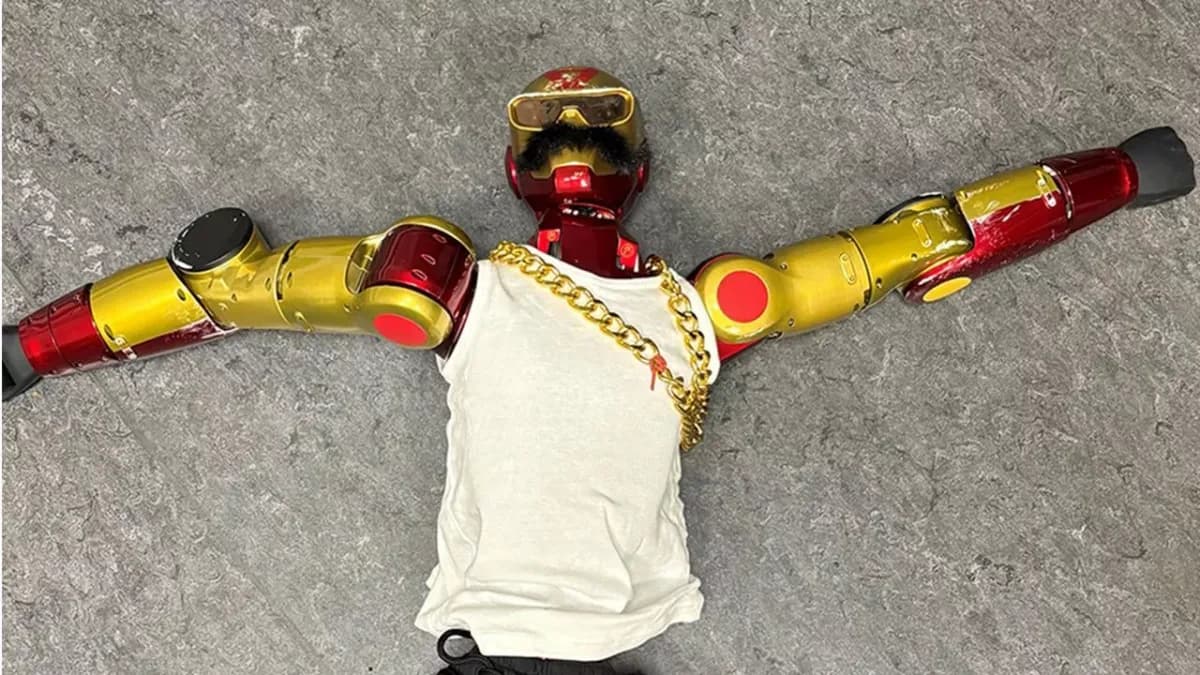 Almanya'da akılalmaz skandal: Polis tacizci robota el koydu