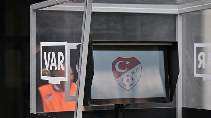 TFF, Trabzonspor - Fenerbahçe maçının VAR hakemini açıkladı!