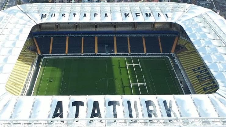 Fenerbahçe, Mustafa Kemal Atatürk'ün ismini stadın çatısına işledi