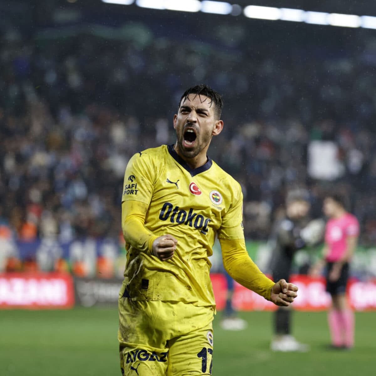 İrfan Can, 3 yıl daha Fenerbahçe'de!