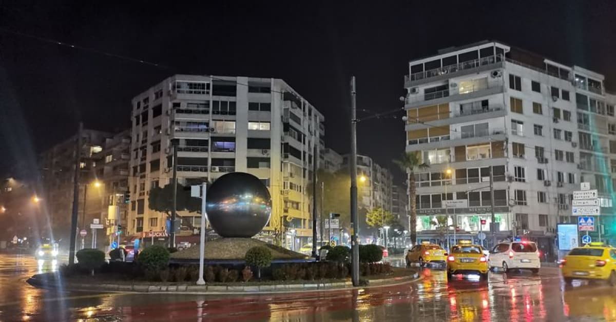 Balıkesir'de 5,1 büyüklüğünde deprem