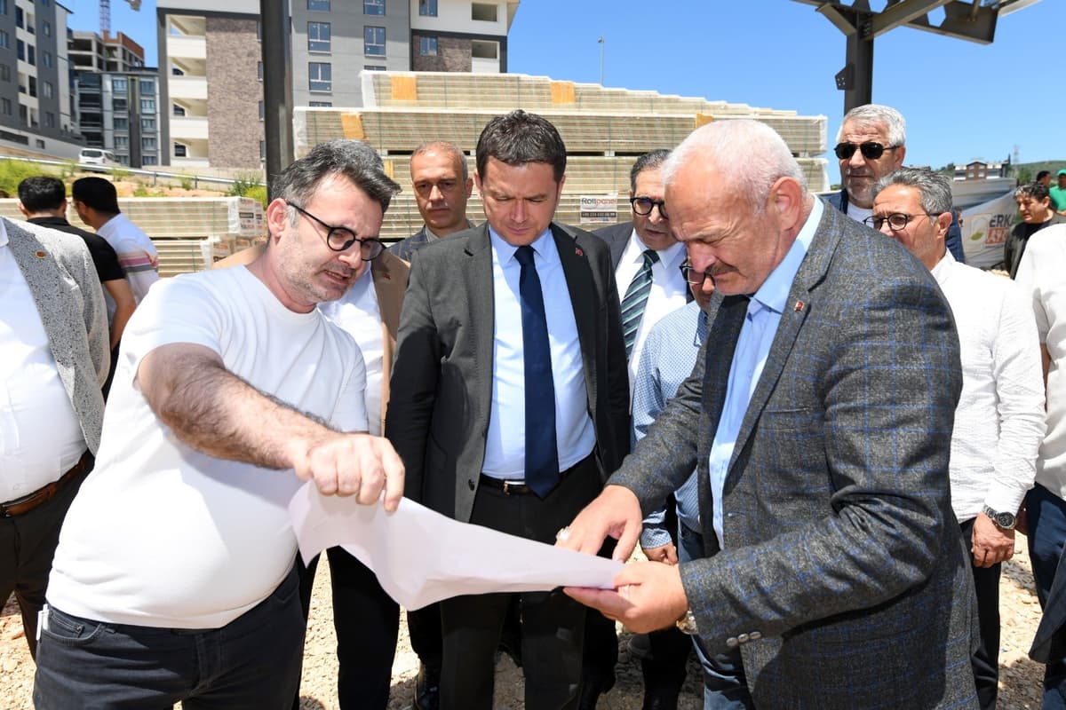 Osmangazi Yeni Modern Pazar Alanına Kavuşmak için Gün Sayıyor