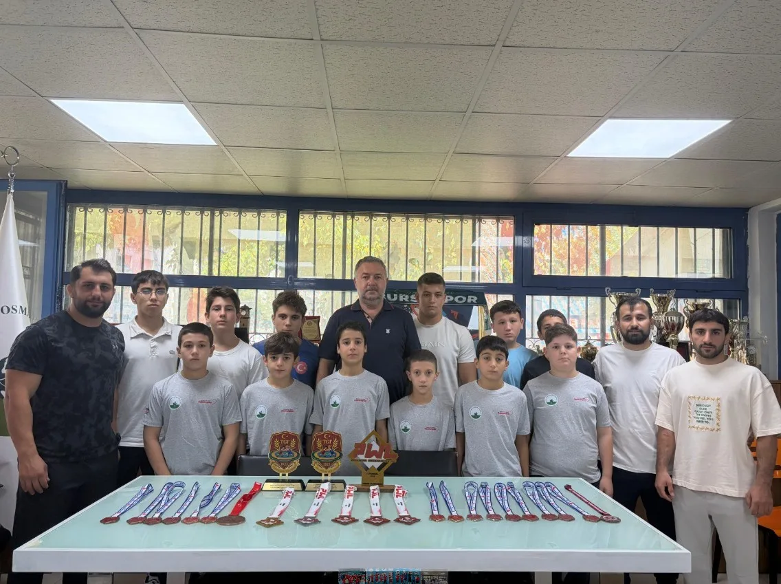 Türkiye Güreş Şampiyonası’nda Osmangazi Belediyespor Rüzgarı Est