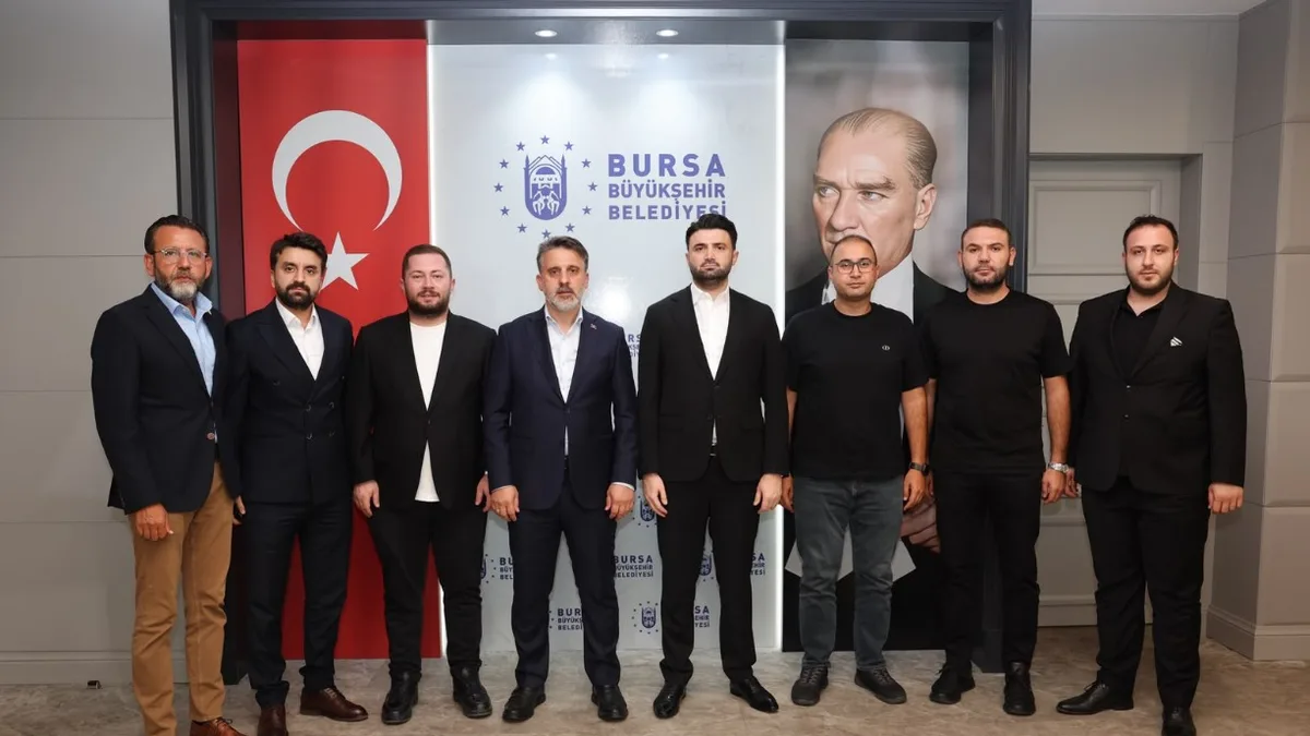 Bursaspor’a yeni sponsorluk desteği BESAŞ ve BURFAŞ B KAFE