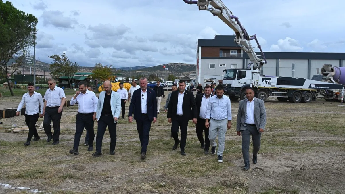 Karacabey’e 100 milyon TL’lik spor yatırımı için çalışmalar başladı