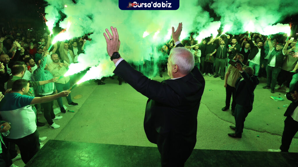 Mustafa Bozbey: ‘Büyükşehir Belediyesi’nden Belgeler Çalındı’