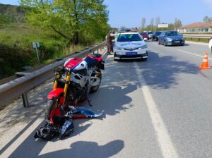 Yalova-Orhangazi Yolunda Motosiklet Kazası: İki Yaralı