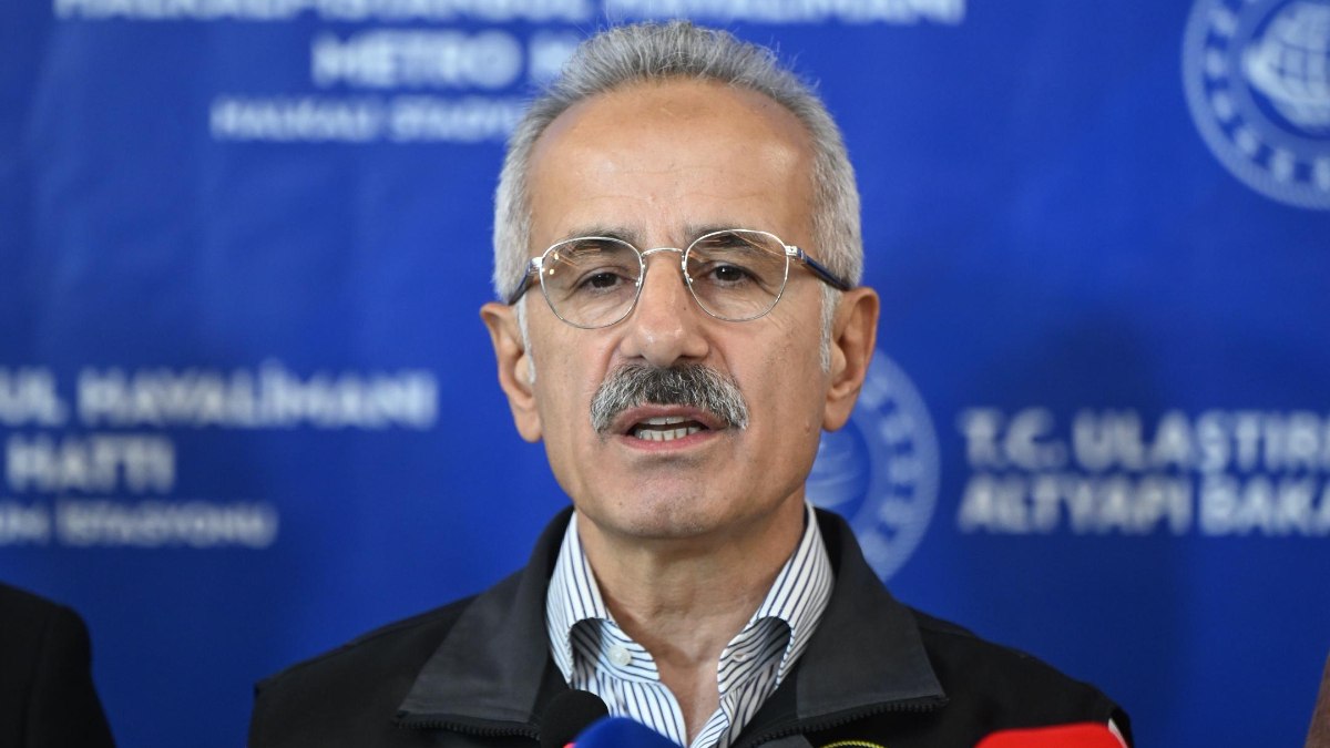 Abdulkadir Uraloğlu Halkalı-İstanbul Havalimanı Metro Hattı’nda çalışmaları inceledi