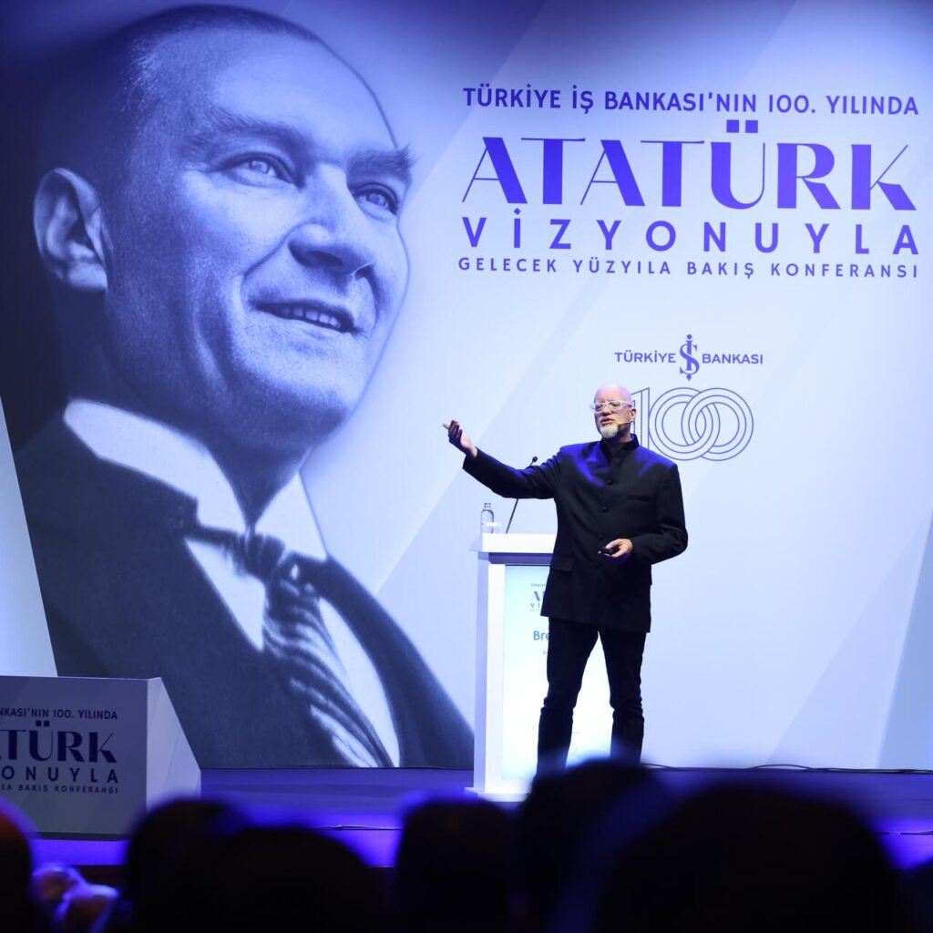 Brett King: “Geleceğin bankası bir dizi algoritmadan oluşacak”