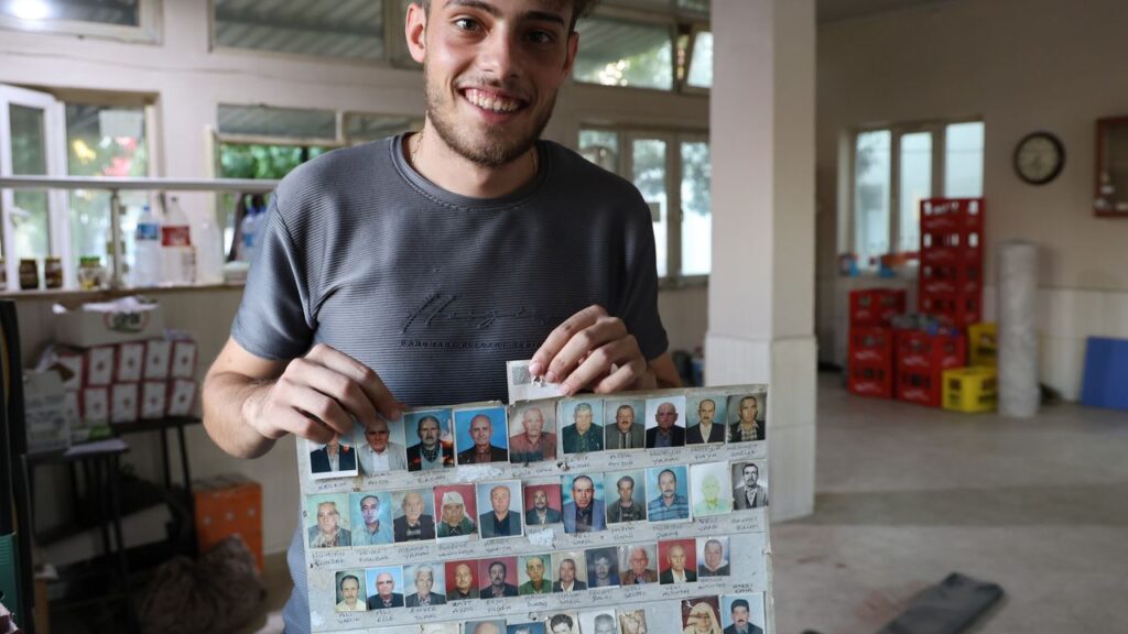 Bu köyde ölenler, anı köşesinde yaşatılıyor