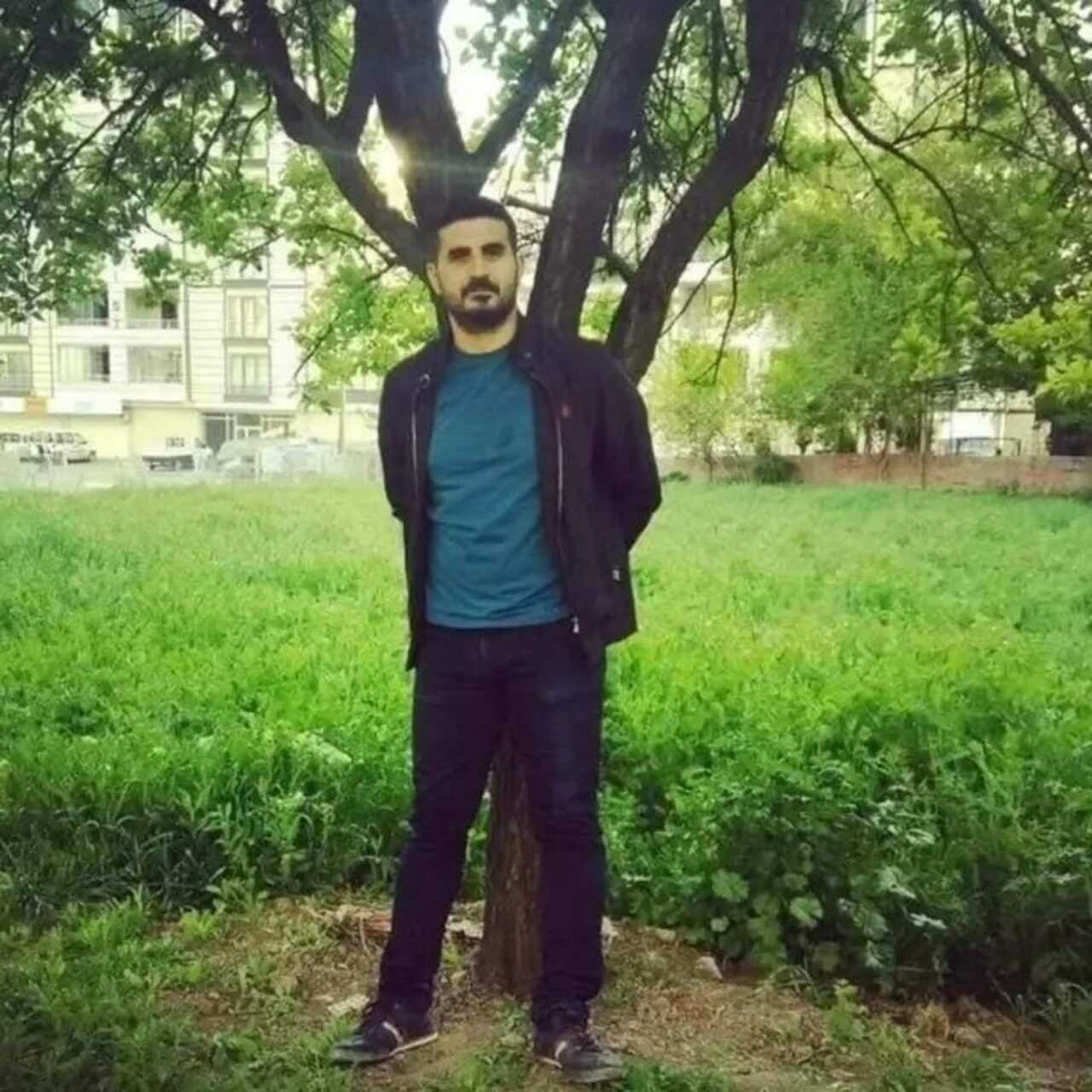 Öğretmen silahla vurulmuş halde ölü bulundu