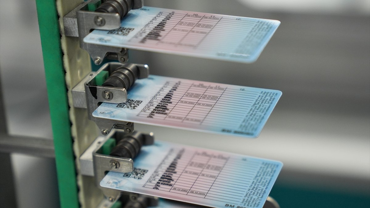 6 milyondan fazla kişi sürücü belgesini yenilemedi