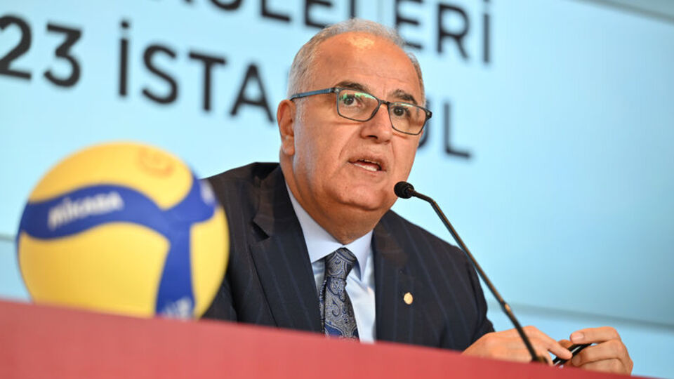 Voleybolda 3’üncü Üstündağ dönemi!