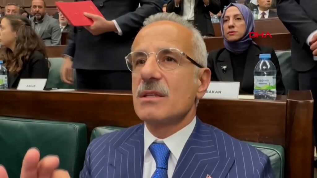 Abdülkadir Uraloğlu: Discord’u kapattık diye çok acayip bir memnuniyet var
