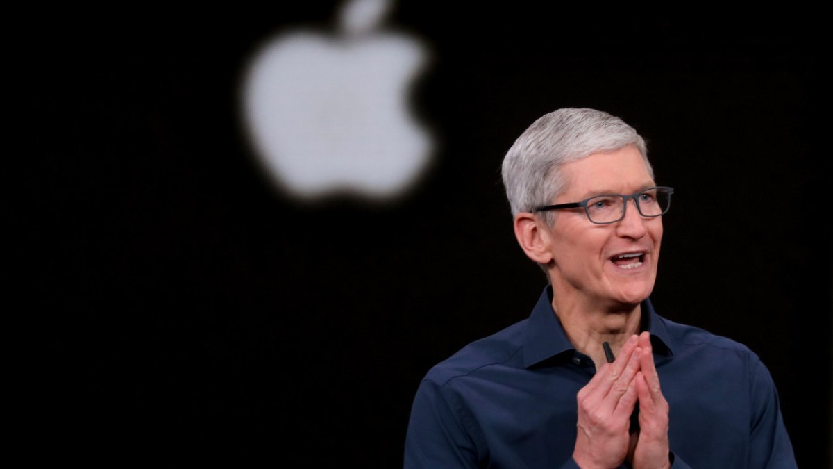 Apple CEO’su Tim Cook, yapay zeka hamlesi sonrası Çin’e gitti