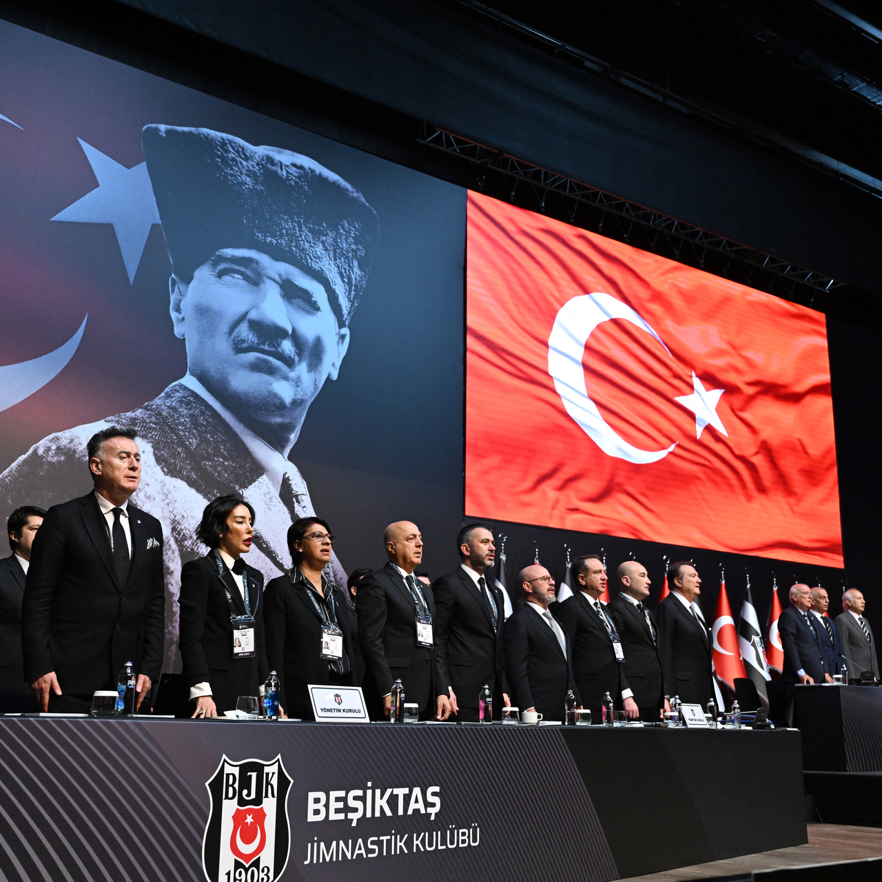 Beşiktaş’ın borcu 8 milyar 429 milyon TL
