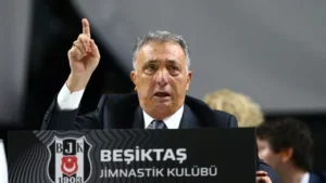 Beşiktaş’ta büyük sürpriz: Ahmet Nur Çebi yönetimi ibra edilmedi!