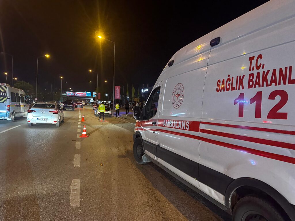 Market çalışanı yük asansöründe sıkıştı: 21 yaşındaki çalışan ağır yaralı