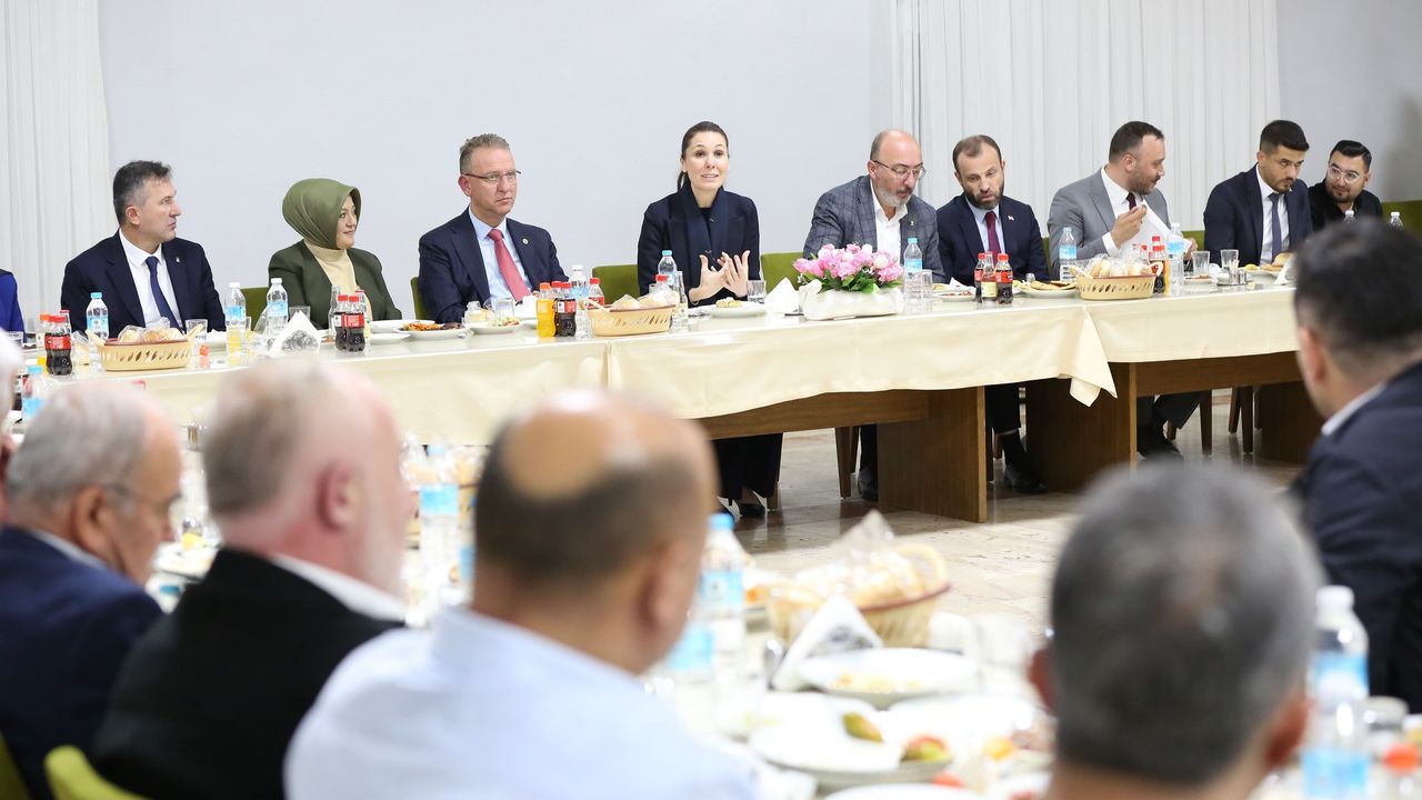 Çiğdem Karaaslan: “Tavşanlı’nın hizmetindeyiz”