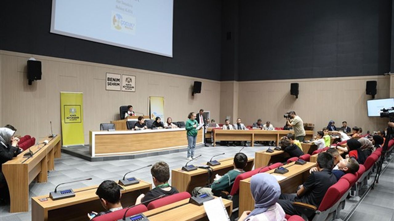 Çocuk Meclisi’nden, ilk toplantı…