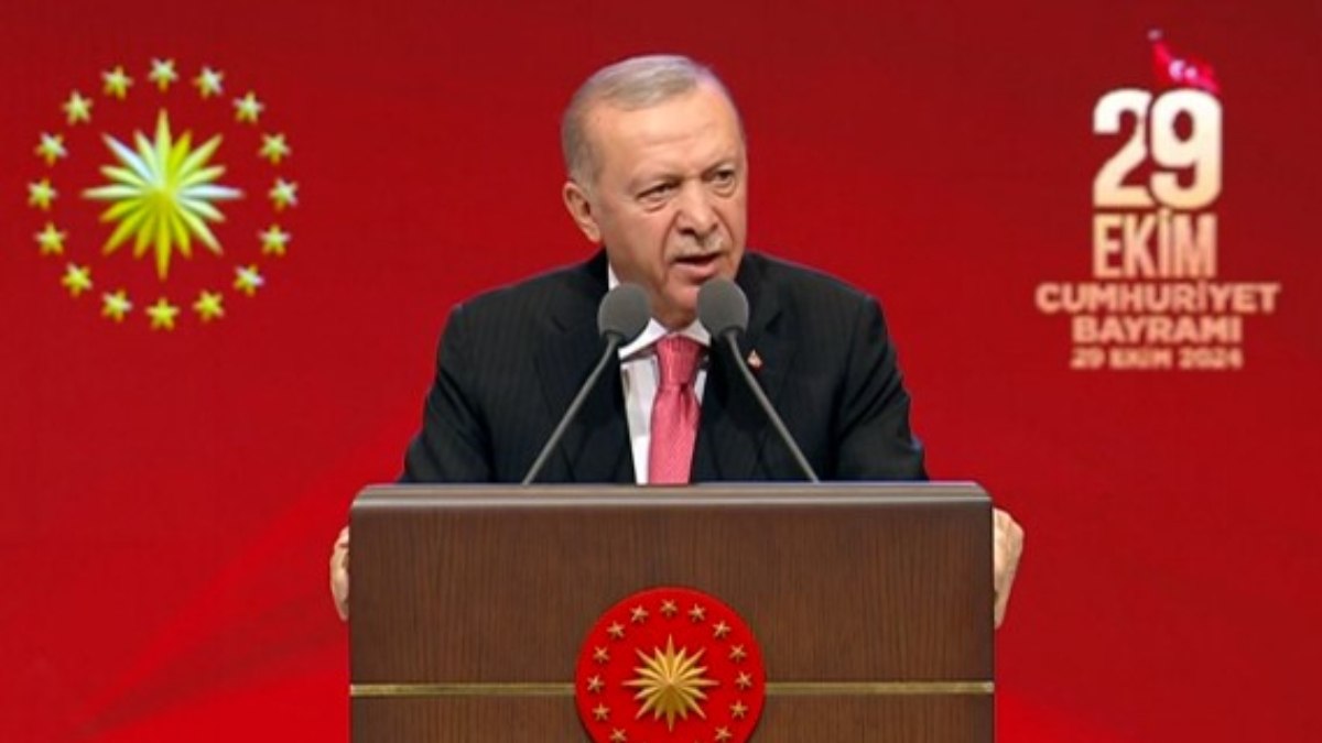 Cumhurbaşkanı Erdoğan: 29 Ekim’de binlerce yıllık bir devlet, yeniden yükseldi